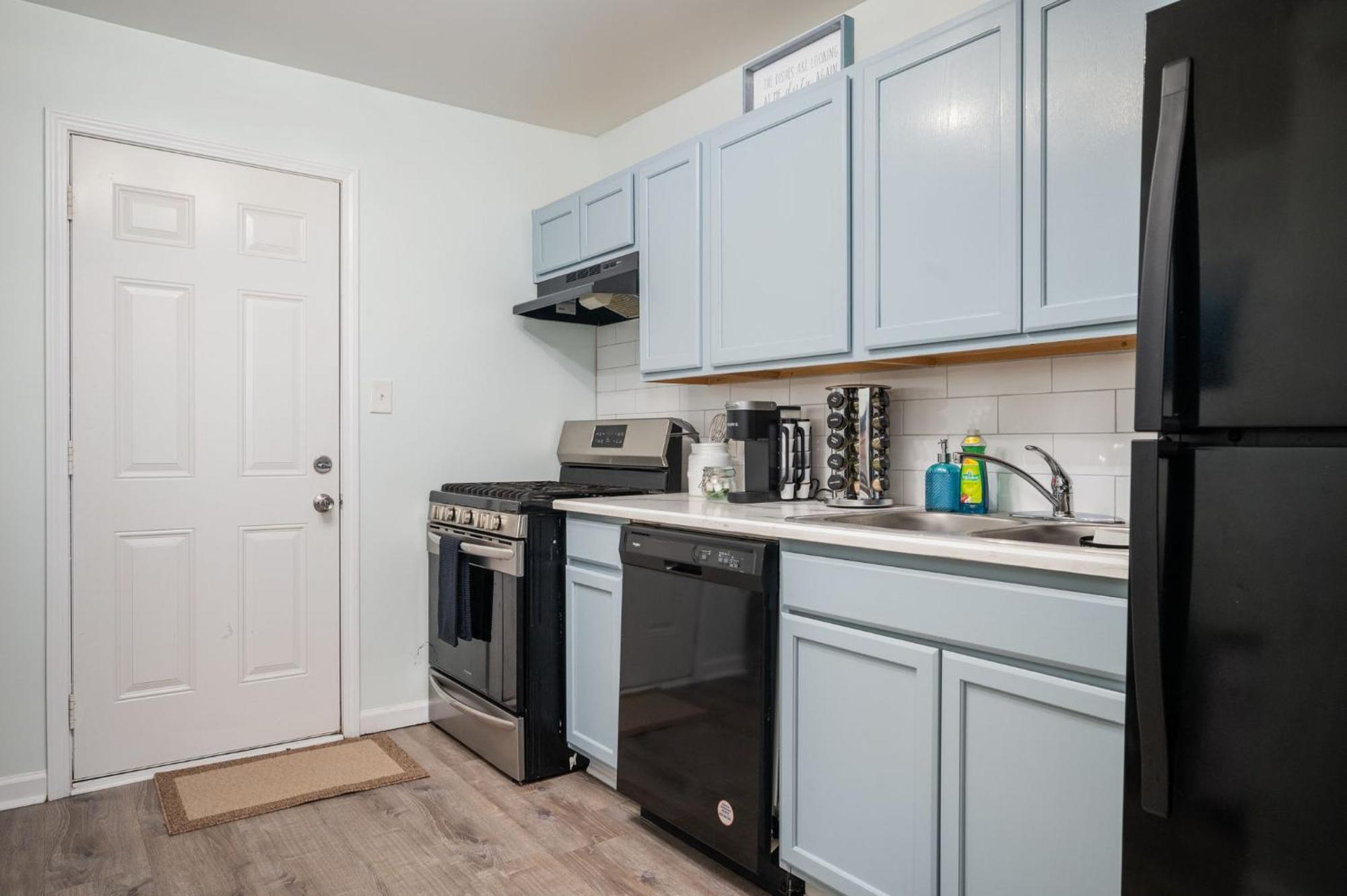 Апартаменты Cozy 2Bd Retreat A Short Walk To Westside Beltline Атланта Экстерьер фото
